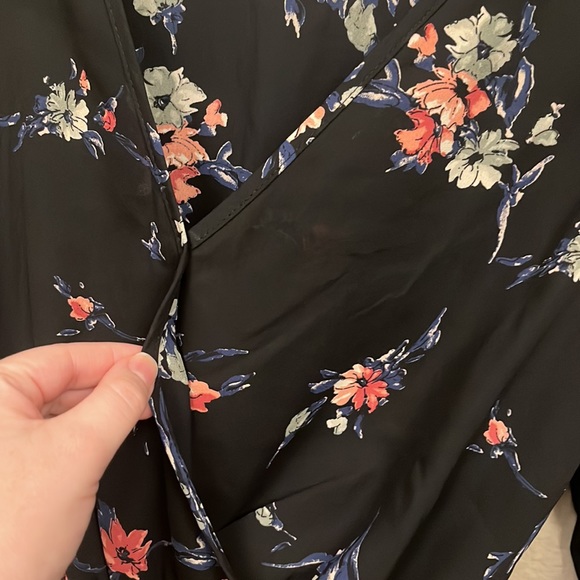 Sienna Sky Floral Blouse| - Picture 8 of 8